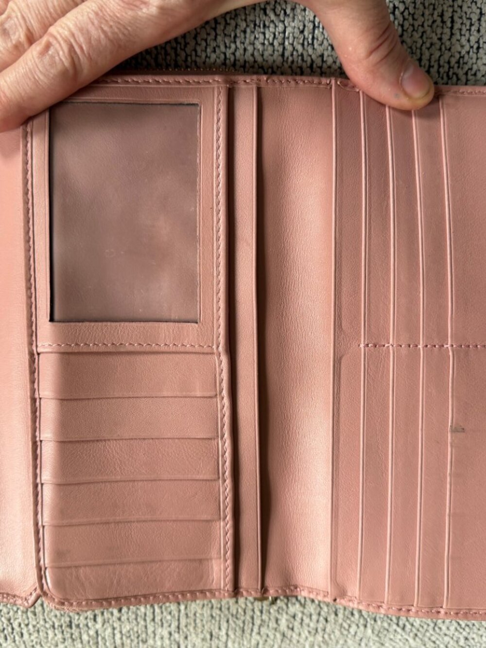 Gucci Long Pink Zippy Vintage Leather Wallet 7.5"x4" - Picture 8 of 14